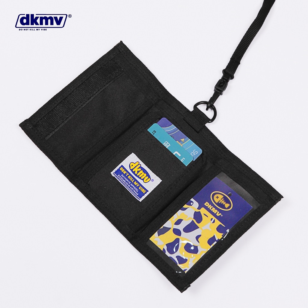 Ví ngắn vải canvas Don't Kill My Vibe màu đen, có tag logo bằng su - Logo Wallet