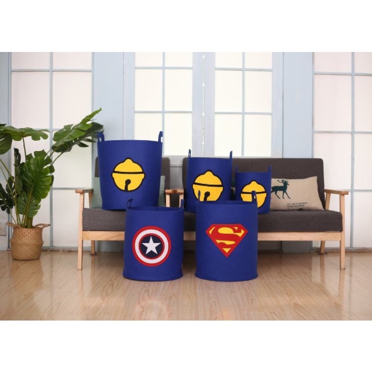 Giỏ đựng đồ giặt gắn tường hình Hello Kitty