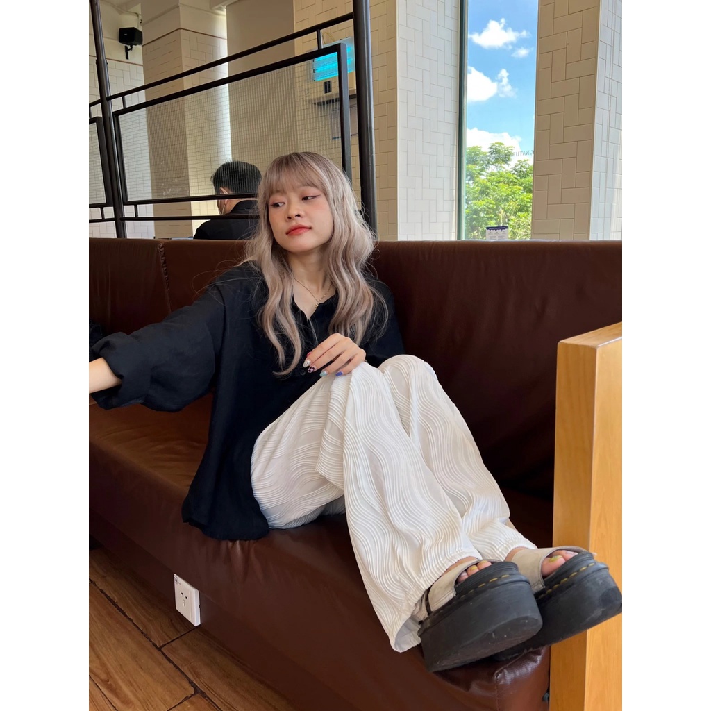 Wave Pants - Quần suông dài vải gợn sóng Hàn - Remmus.vn