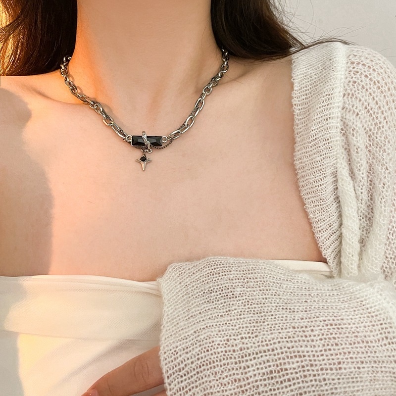 Vòng cổ Mặt Thánh Giá Đính Đá Zircon Đen Phong Cách Hip Hop Đường Phố