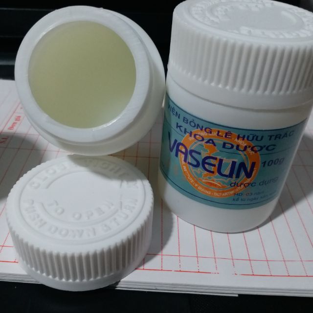 Kem sáp nẻ vaselin 100g ( mẫu mới , dùng thích)