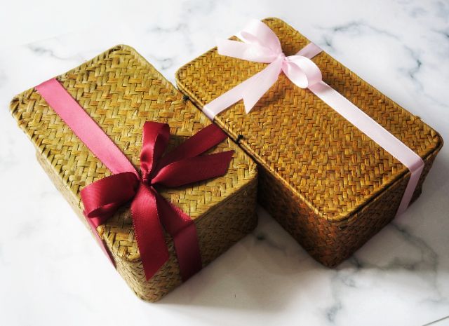 Hộp Quà Cói độc đáo tặng Mẹ, Bạn gái hoặc đồng nghiệp kèm thiệp từ The Gift Buffets | BigBuy360 - bigbuy360.vn