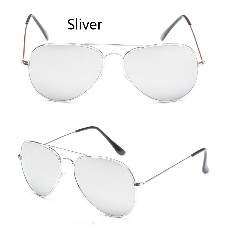 Kính mát chống tia UV dùng cho trẻ nhỏ