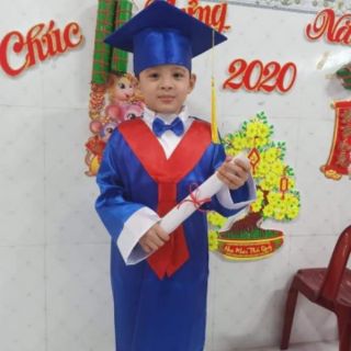 Áo tốt nghiệp mầm non