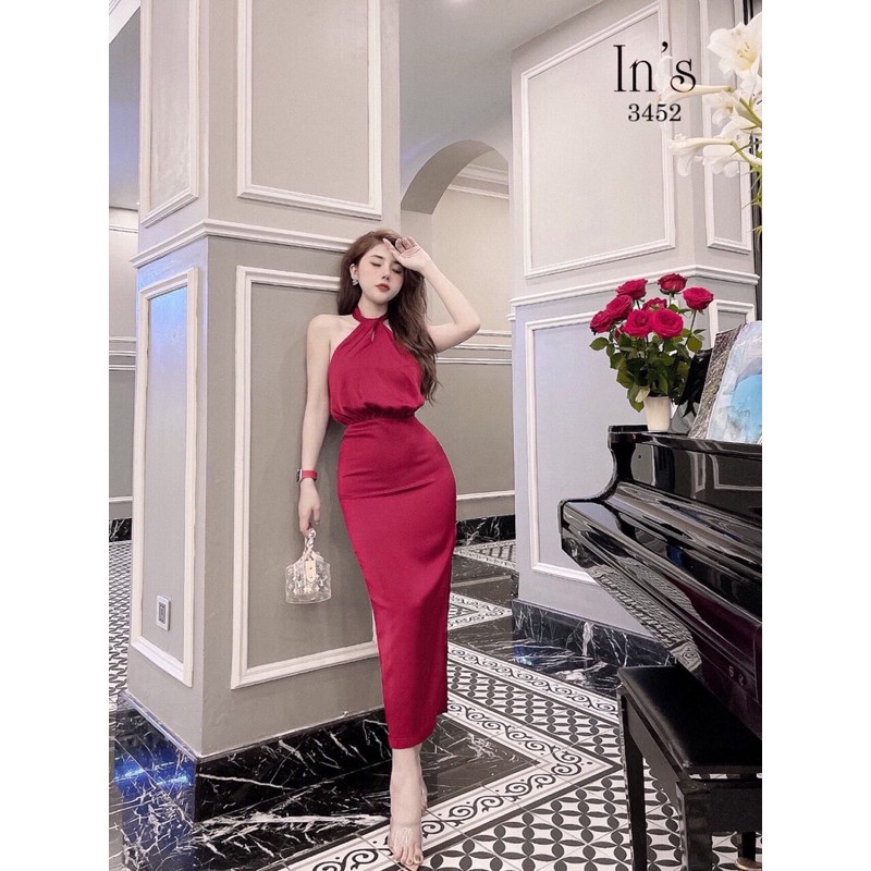 Váy lụa body cổ yếm