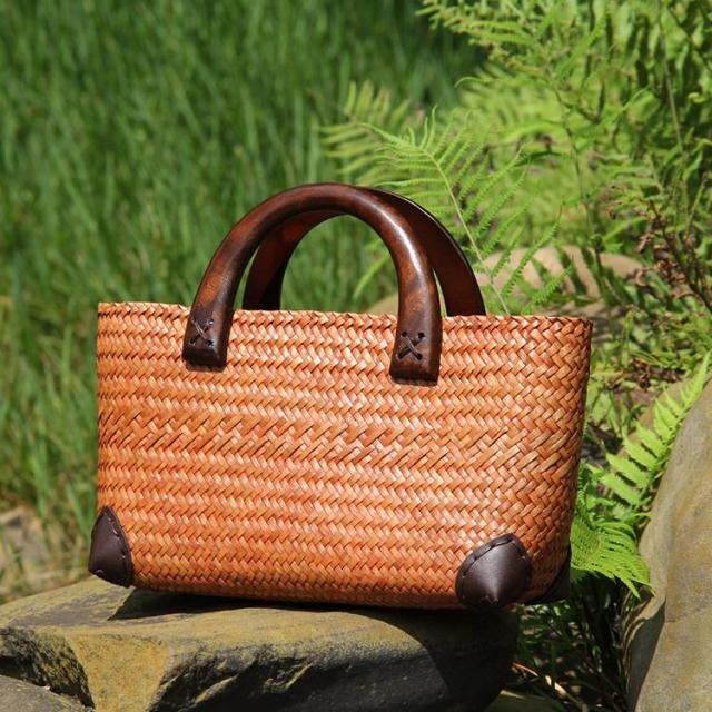 Quai gỗ túi xách kiểu chữ C