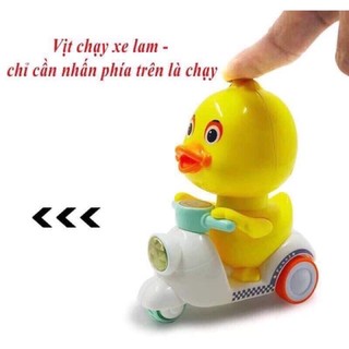 Đồ chơi vịt chạy xe vespa chạy cót cho bé 1-5 tuổi