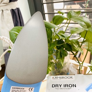 BÀN ỦI / BÀN LÀ KAMBROOK YM 5508