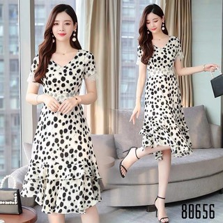 Váy xòe chấm bi đen đỏ 656