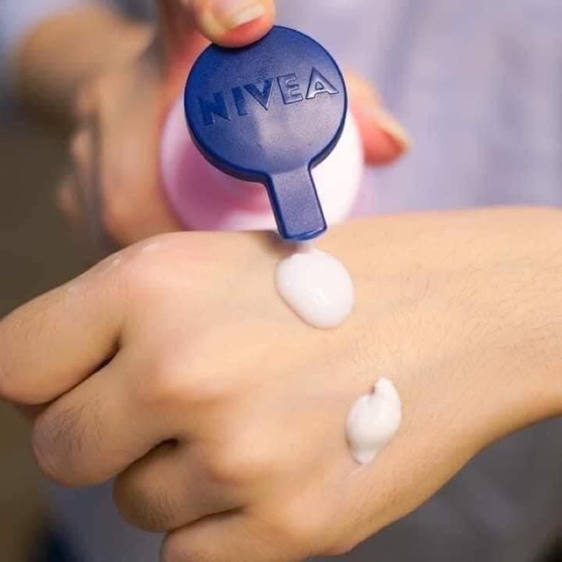 01 Chai Sữa Dưỡng Thể NIVEA EXTRA WHITE Chai To 525ml Có Vòi Chính Hãng Thái Lan