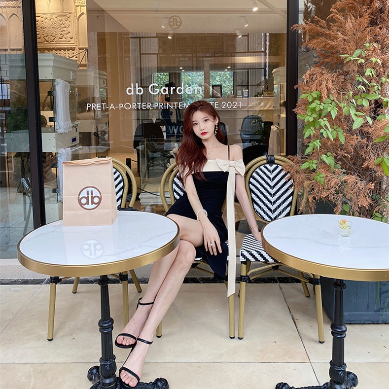 Đầm Midi Hai Dây Cổ Chữ V Eo Cao Màu Đen Phong Cách Pháp Thời Trang Mùa Hè Dành Cho Nữ
