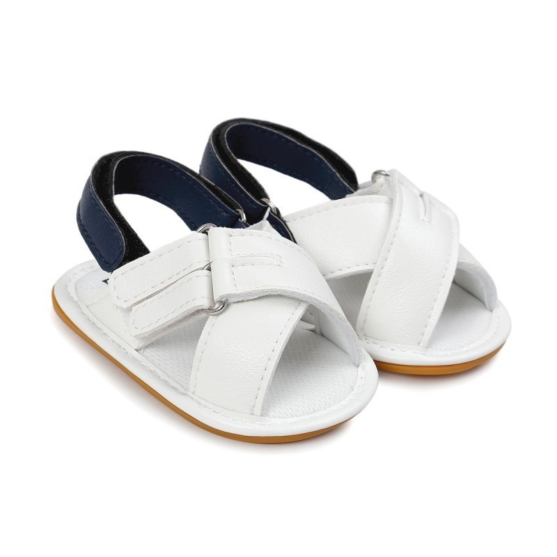 Giày sandal quai chéo cho bé