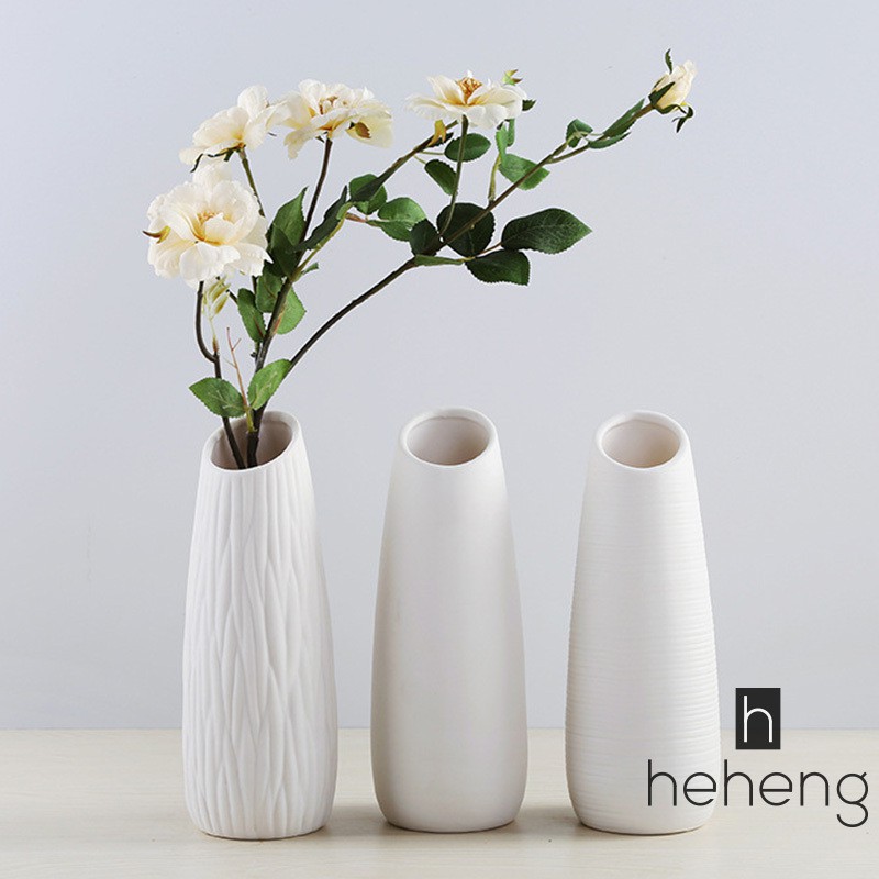Bình hoa để bàn bằng gốm màu trắng/đen trang trí nhà cửa phong cách Châu Âu
