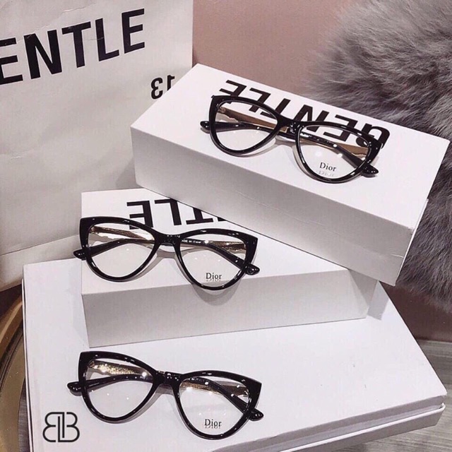 Gọng kính mắt mèo