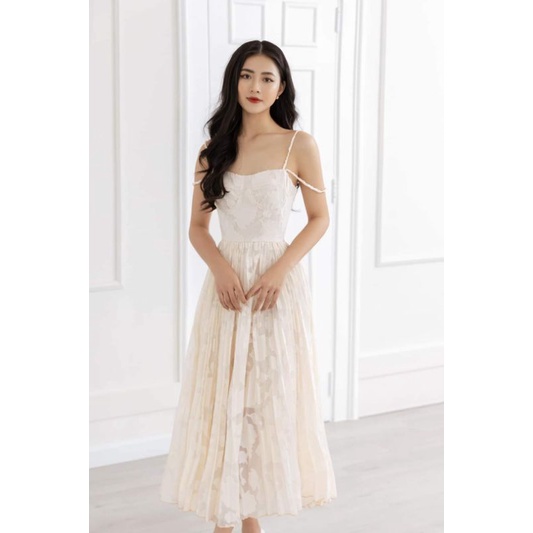 VẢI TƠ ÓNG ÉP HOA