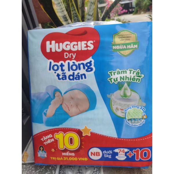 Tã dán sơ sinh Huggies NB74 + 10/S88 + 8