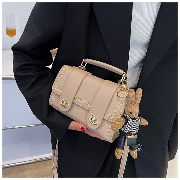 Túi Đeo Chéo Phong Cách Phương Tây Thời Trang Xuân Hè 2022