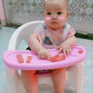 Ghế ăn dặm cho bé