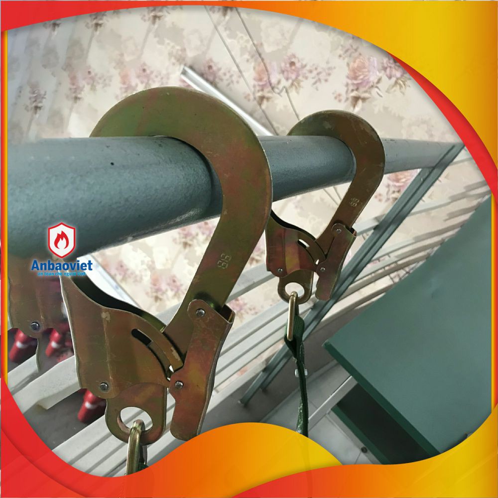 Thang Dây Thoát Hiểm Cao Cấp Độ Dài 5mét, chịu lực 3500 kg, chống rỉ, chống ăn mòn, bao gồm cặp móc
