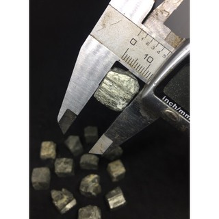 VỤN PYRITE