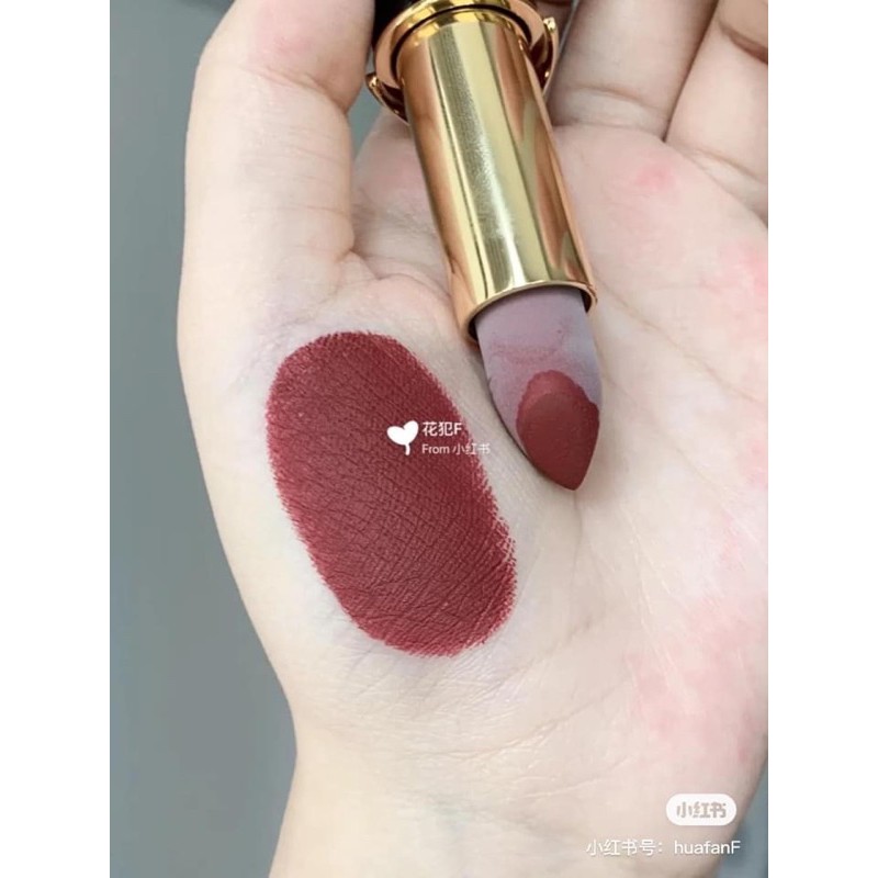 Son thỏi Pat Flesh