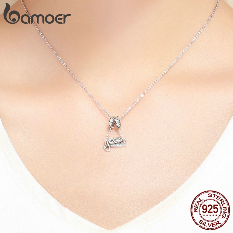 Charm Bamoer hình chú mèo nằm ngủ đáng yêu