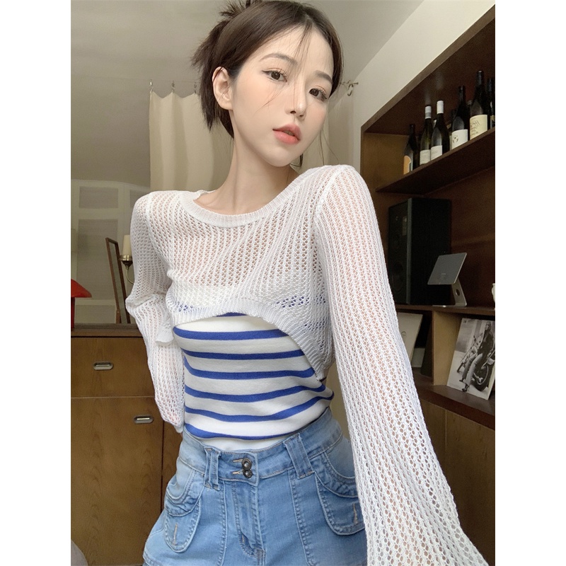 Set Áo Thun Dài Tay + Áo Len Yếm Sọc Bên Trong Thời Trang Nữ Tính