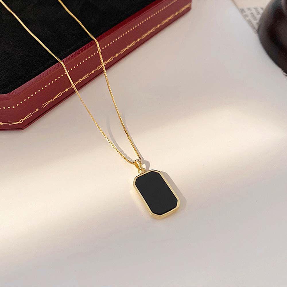 Vòng cổ Hợp Kim Mặt Vuông Nhiều Màu Sắc Phong Cách Hàn Quốc Dành Cho Nữ