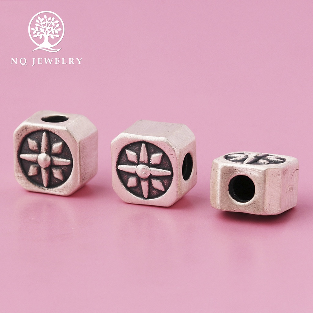 Charm bạc vuông họa tiết - NQ Jewelry