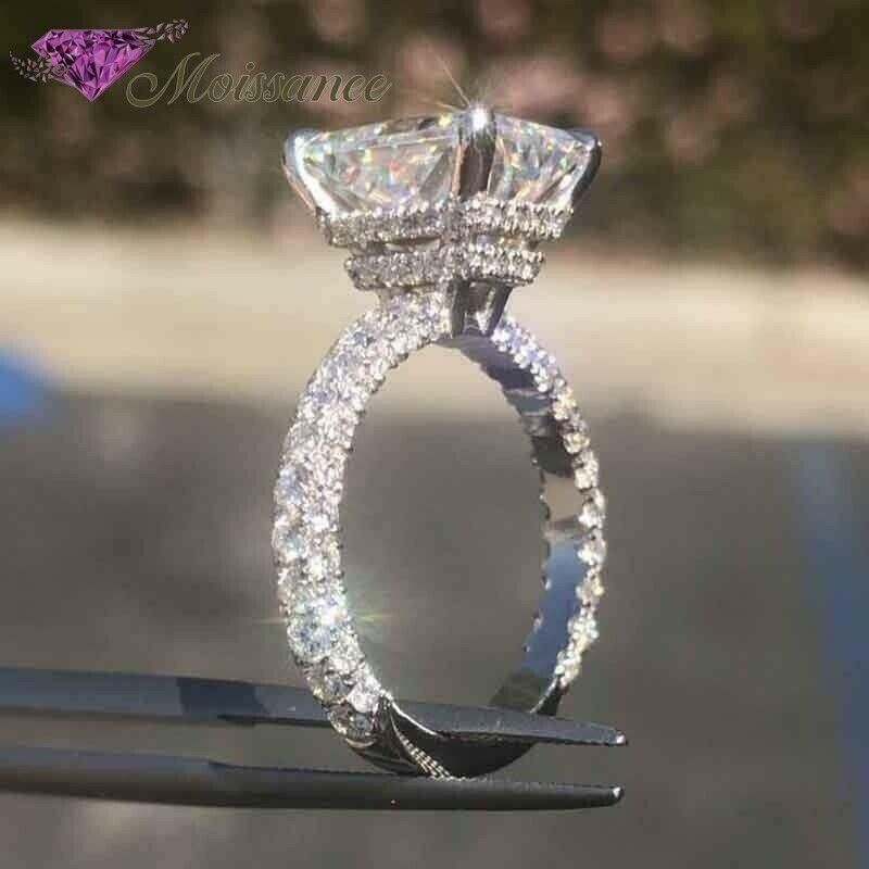 Nhẫn Đính Hôn Có Đệm Cắt Kim Cương Màu Vàng Hồng Sang Trọng 14 Karat