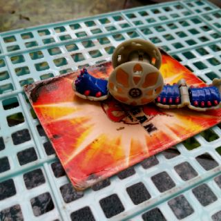 Đồ chơi Bakugan Haos Wormquake