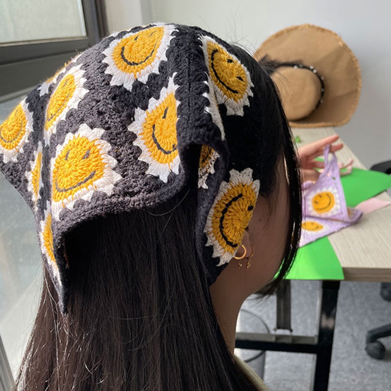Khăn Turban Đan Móc Hình Tam Giác Mặt Cười Cho Nữ