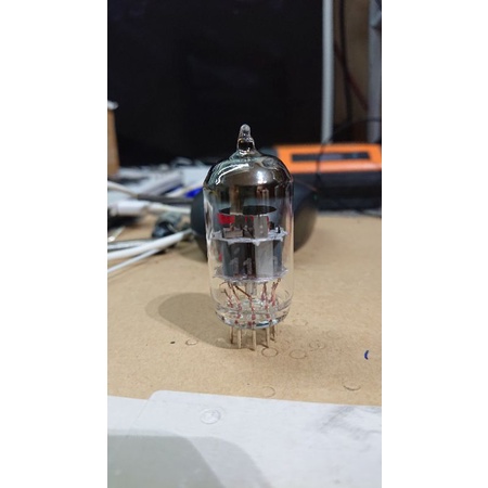 Bóng ecc83 12ax7 hãng JJ tiệp khắc