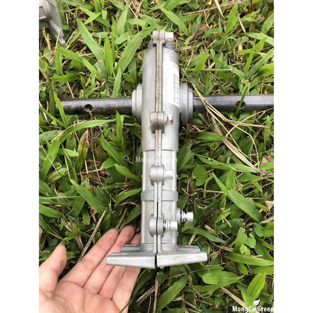 Trục xới đất - HỘP SỐ gắn các bộ bánh sạc cỏ, lên luống, xới đât. lắp máy cắt cỏ - Khía 7/9 - Trục 26/28