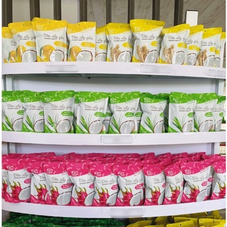 (XẢ KHO) Dừa sấy giòn nhiều vị Funchip (Vạn Đức) - Túi 30g - Vị thanh long, lá dứa, gừng và mãng cầu - Đặc sản Bến Tre