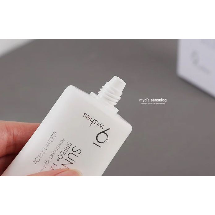 Kem Chống Nắng Cấp Ẩm, Làm Dịu Da 9 Wishes Sun Moisturizer Advanced Light-weight UV Protection SPF50/PA+++ 50ml