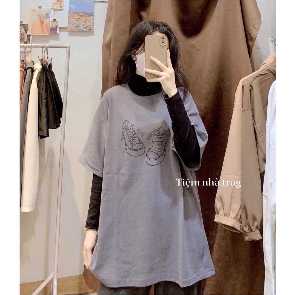 Áo thun in giày form dáng rộng unisex nam nữ mặc được dáng unisex có 2 màu đen trắng