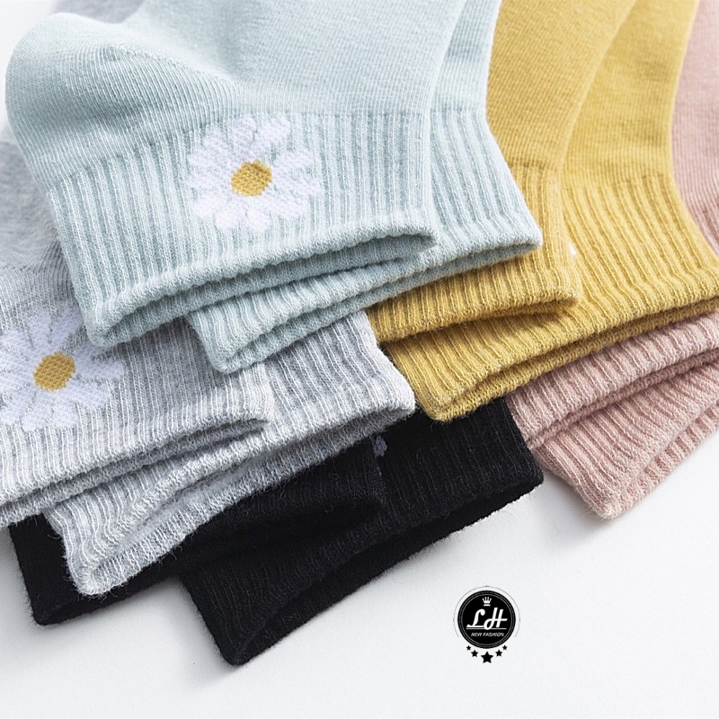 Tất vớ nữ cổ ngắn hoa cúc - tất cổ ngắn Hàn Quốc nhiều màu Lê Huy Fashion MS TAT01