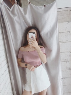 Áo croptop bẹt vai