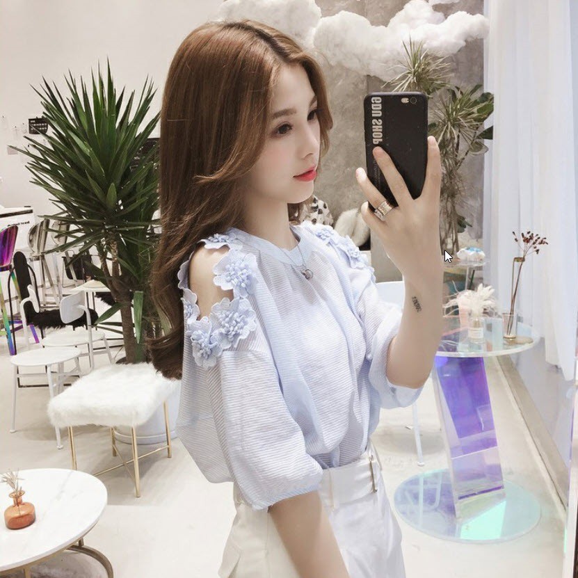 ÁO KIỂU HỞ VAI ĐÍNH HOA