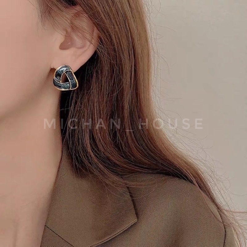 Hoa tai Retro vintage phù hợp đi chơi, đi làm cho các bạn nữ