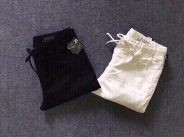 QUẦN BÒ CHUN ĐEN TRẮNG (MAI PHẠM | BigBuy360 - bigbuy360.vn