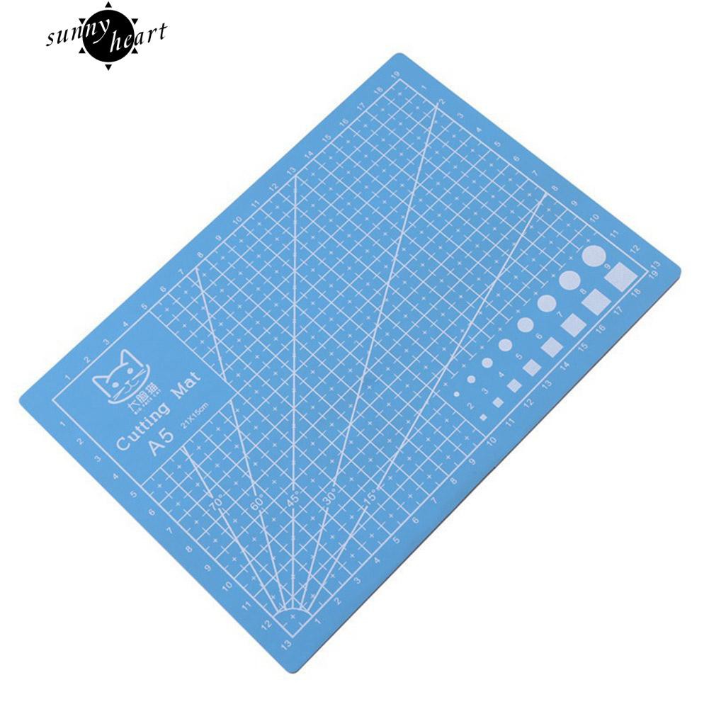 Thảm Cắt Đa Năng 21Cmx15Cm Bằng Nhựa Pvc Cao Cấp