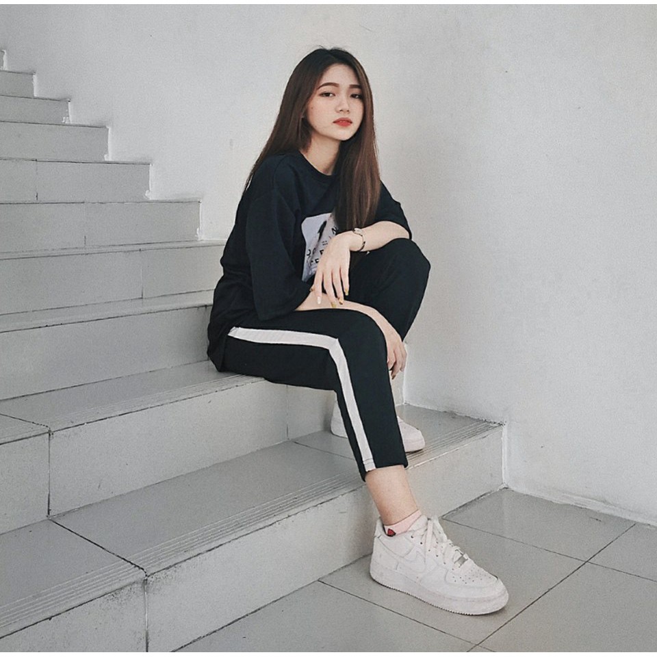 Quần Đen Sọc trắng 1 LINE UNISEX