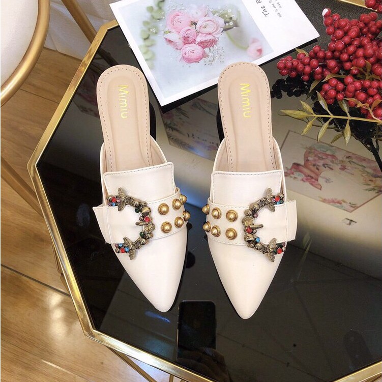 Giày sục nữ cao 2cm Bánh bèo, Giày  cao gót nữ đế vuông thời trang mũi nhọn nơ đá màu đen | BigBuy360 - bigbuy360.vn