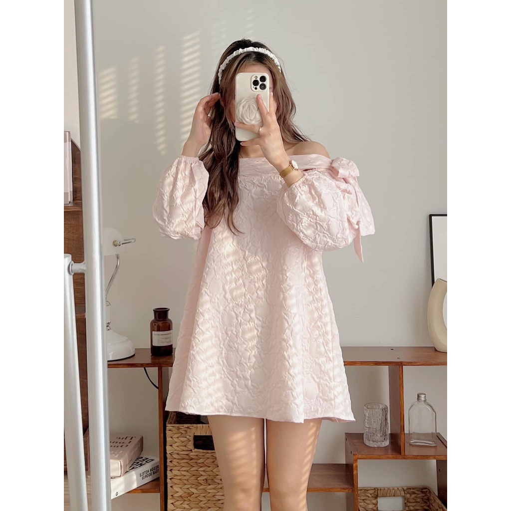 Váy trễ vai gấm xốp thắt nơ dáng chữ A xòe bồng cực xinh