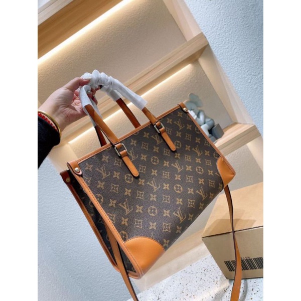 Túi xách nữ LV công sở siêu sang size 38 kèm ví