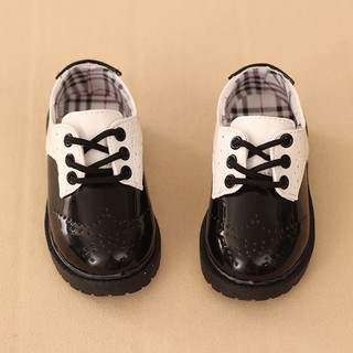 Giày boot
