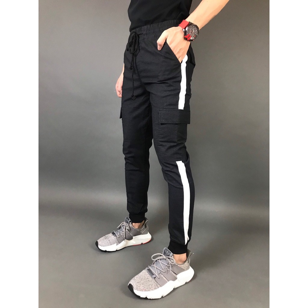 Quần joggẻ kaki kẻ sọc
