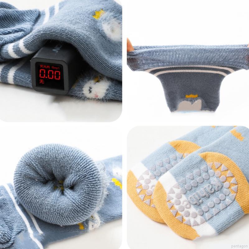 Set 2 vớ giữ ấm vải cotton dày dặn chống trượt thoáng khí thoải mái dành cho trẻ nhỏ